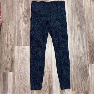 WOMENS SPEED TIGHT LULULEMON SZ 8